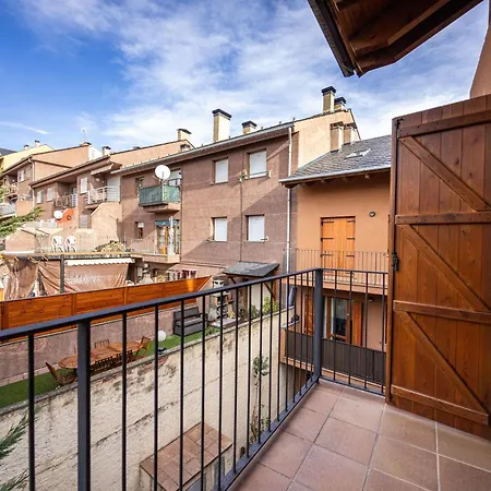 Hauzify I El Refugi De Puigcerda Apartment Exterior photo